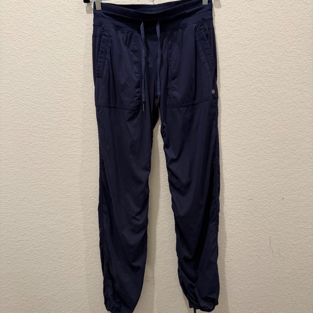 Lululemon Dance Studio Pant III Tall Navy Blue Joggers Size 8 Tall